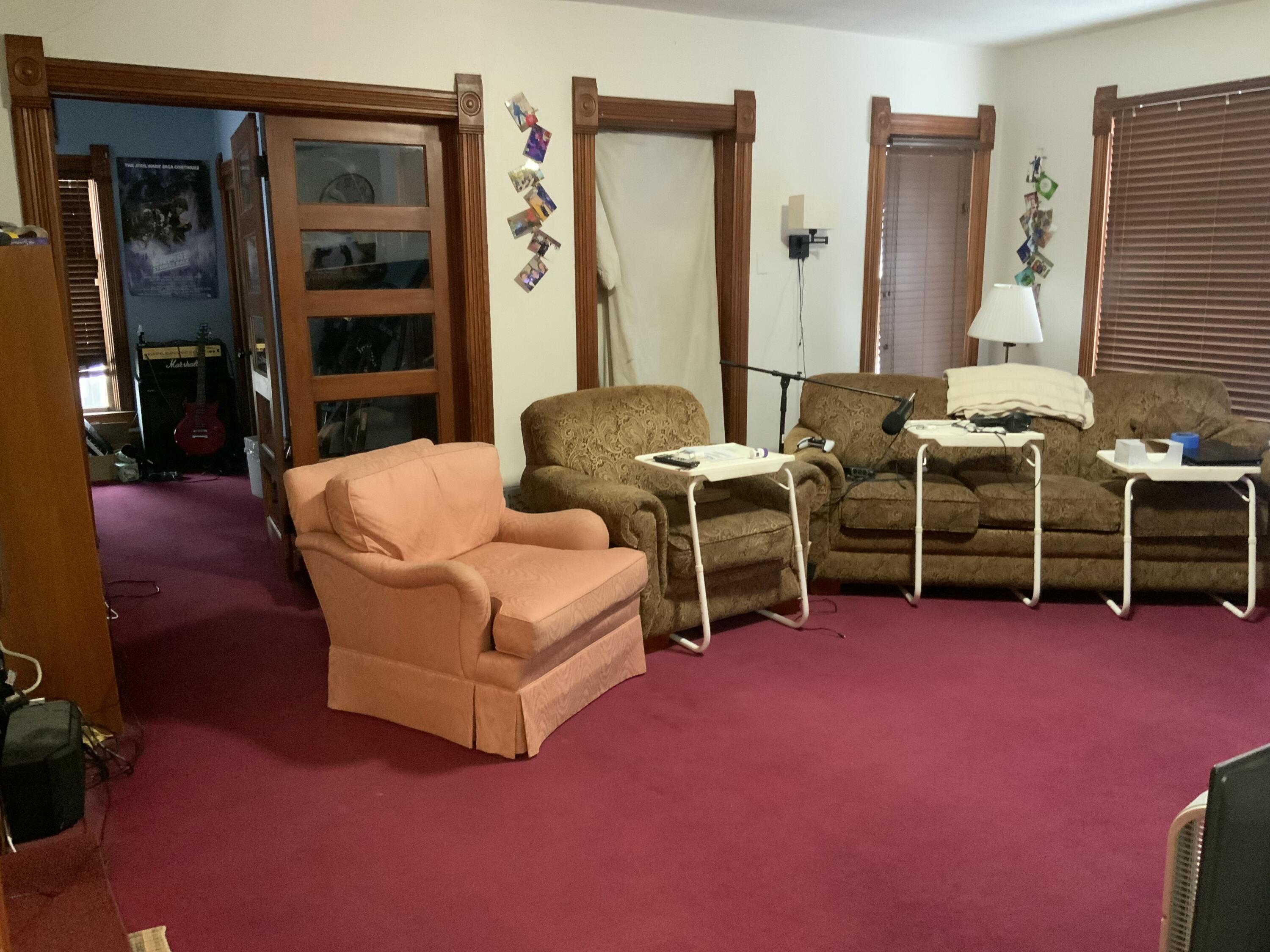 119 Locust Street Clinton, MI 49236 - Photo 4 of 13 tempImageSAylSw