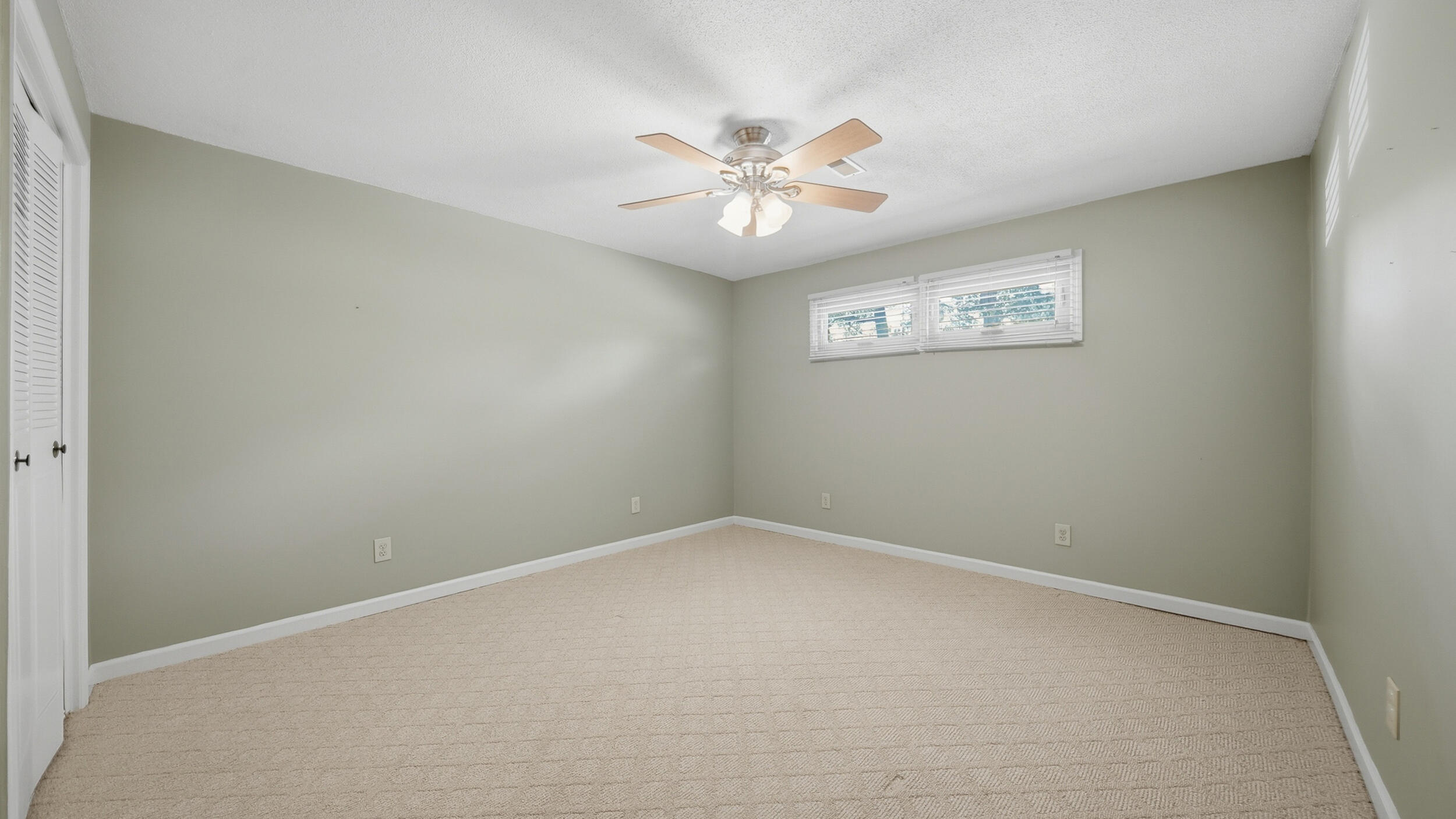 12024 Laurbrow Road Soddy-Daisy, TN 37379 - Photo 22 of 36 18_18_12024 laurbrow rd-18