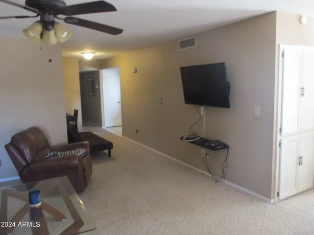 $1,700 | 8202 North 21st Drive, Unit B201, Phoenix, AZ 85021