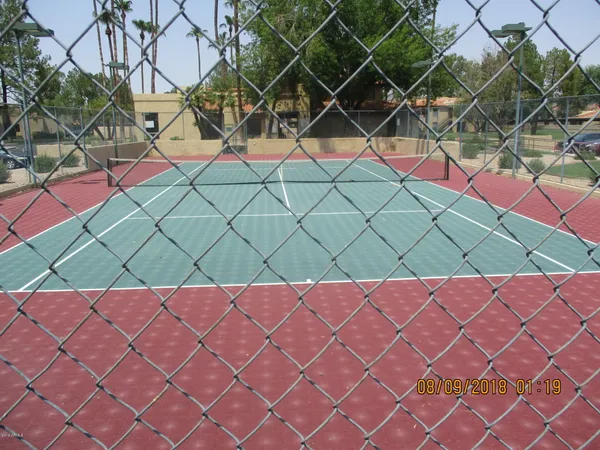 $1,700 | 8202 North 21st Drive, Unit B201, Phoenix, AZ 85021