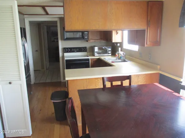 $1,700 | 8202 North 21st Drive, Unit B201, Phoenix, AZ 85021