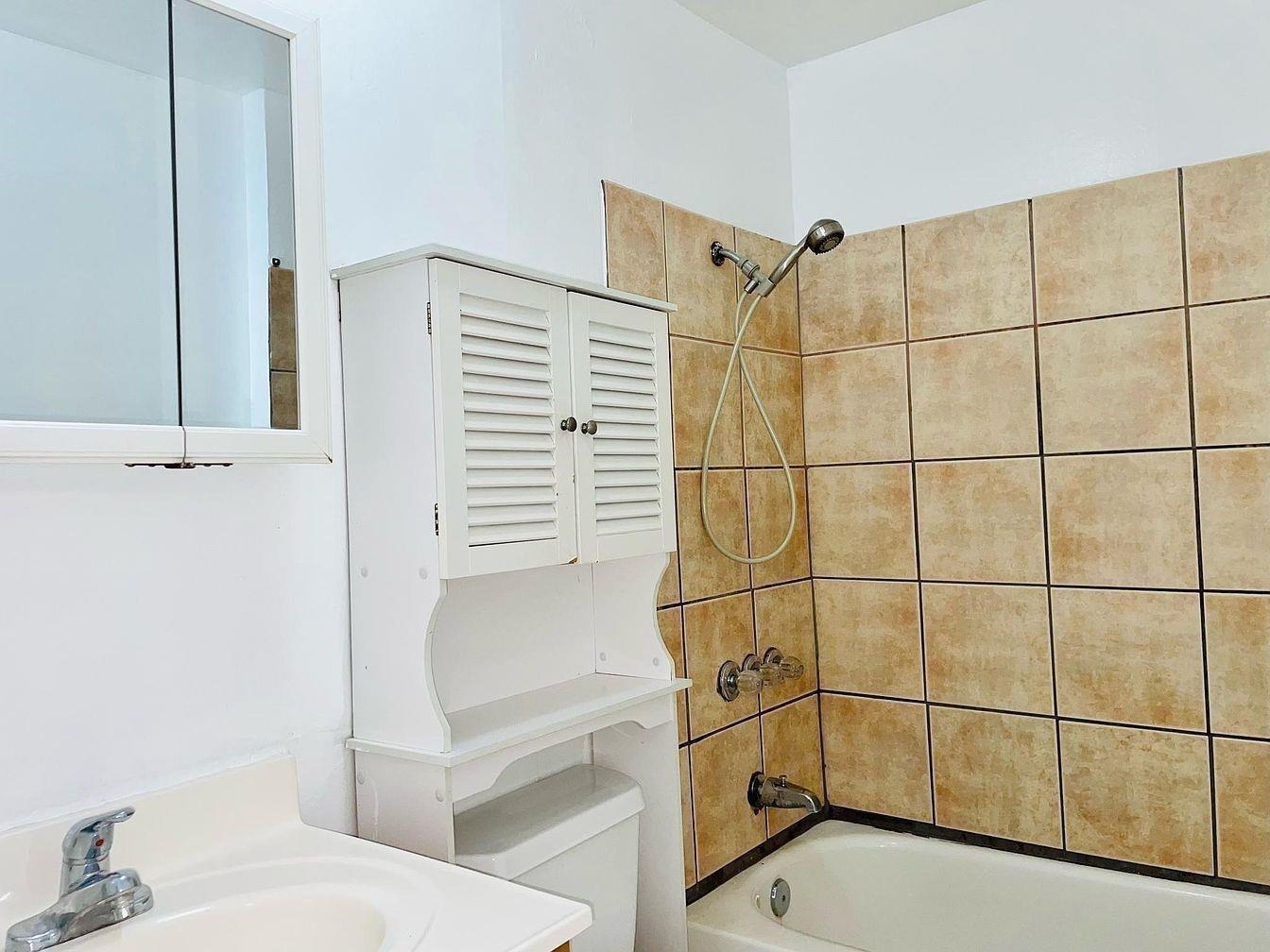 1432 Union Street, Unit UPPR Oakland, CA 94607 - Photo 15 of 27