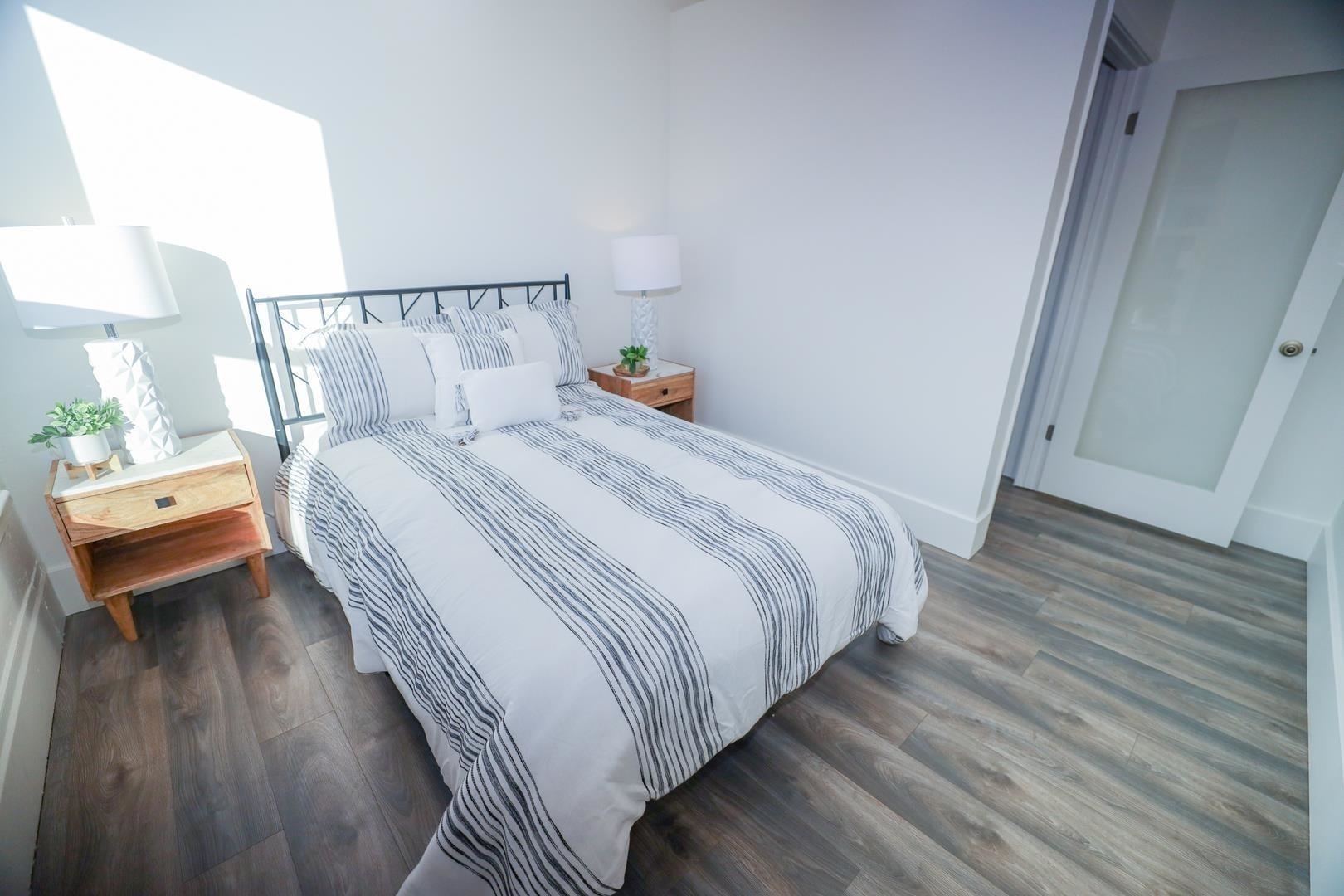 1432 Union Street, Unit UPPR Oakland, CA 94607 - Photo 9 of 27 Living Room in Lower Unit Staged