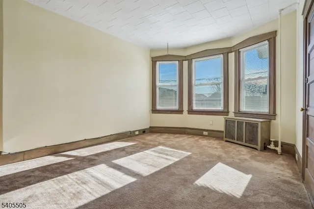 $675,000 | 18 East 2nd Street, Clifton, NJ 07011