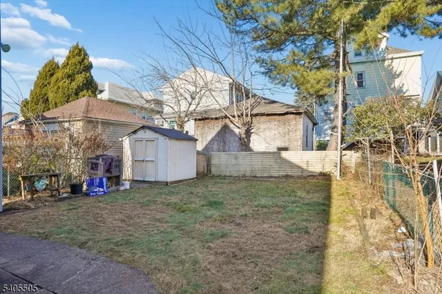 $675,000 | 18 East 2nd Street, Clifton, NJ 07011