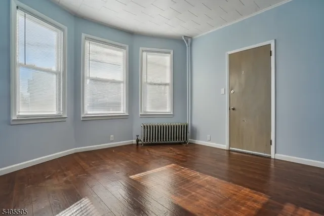 $675,000 | 18 East 2nd Street, Clifton, NJ 07011