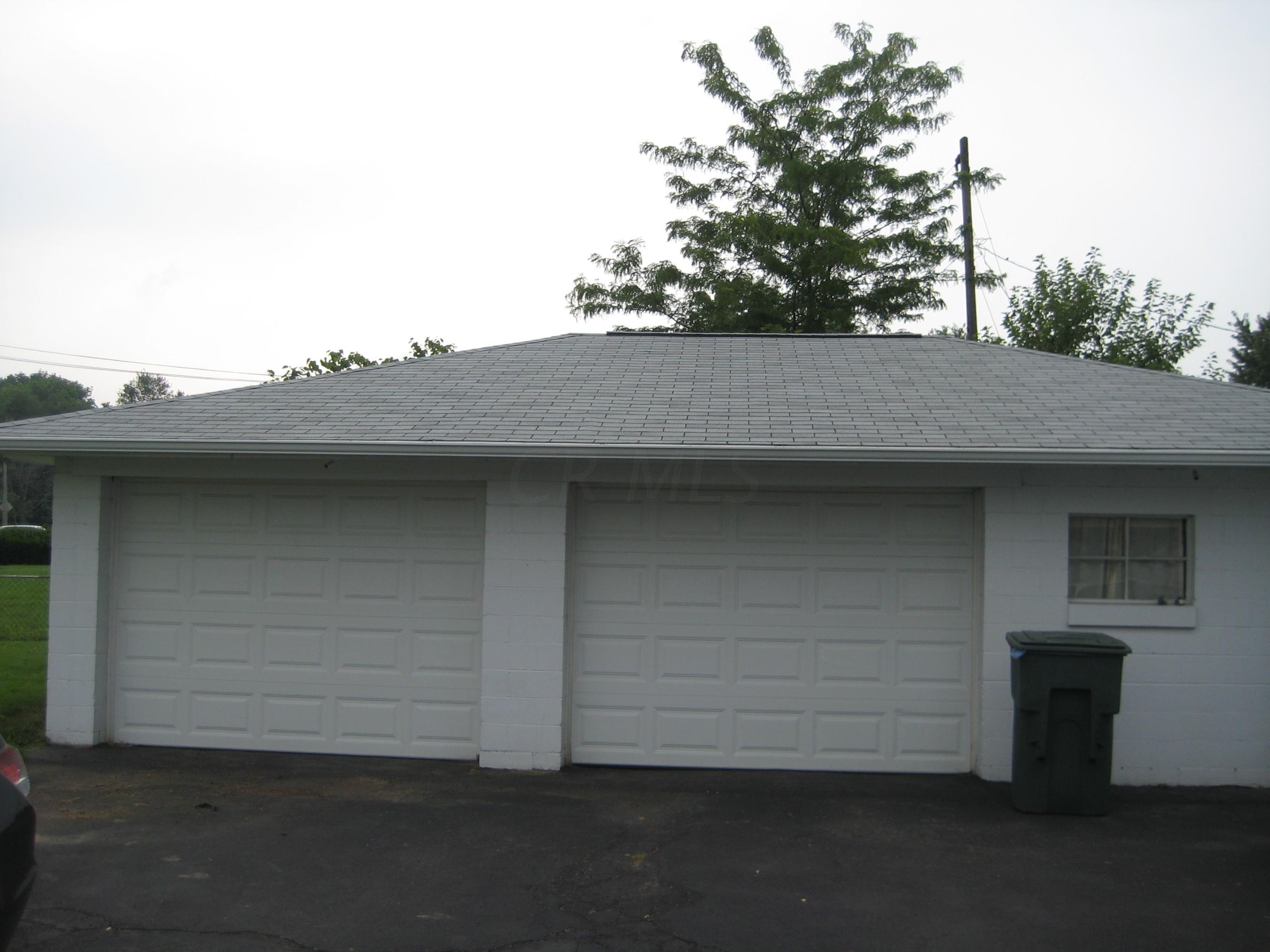 2834 Hampton Road South Columbus, OH 43232 - Photo 3 of 10 Gallery Image 3