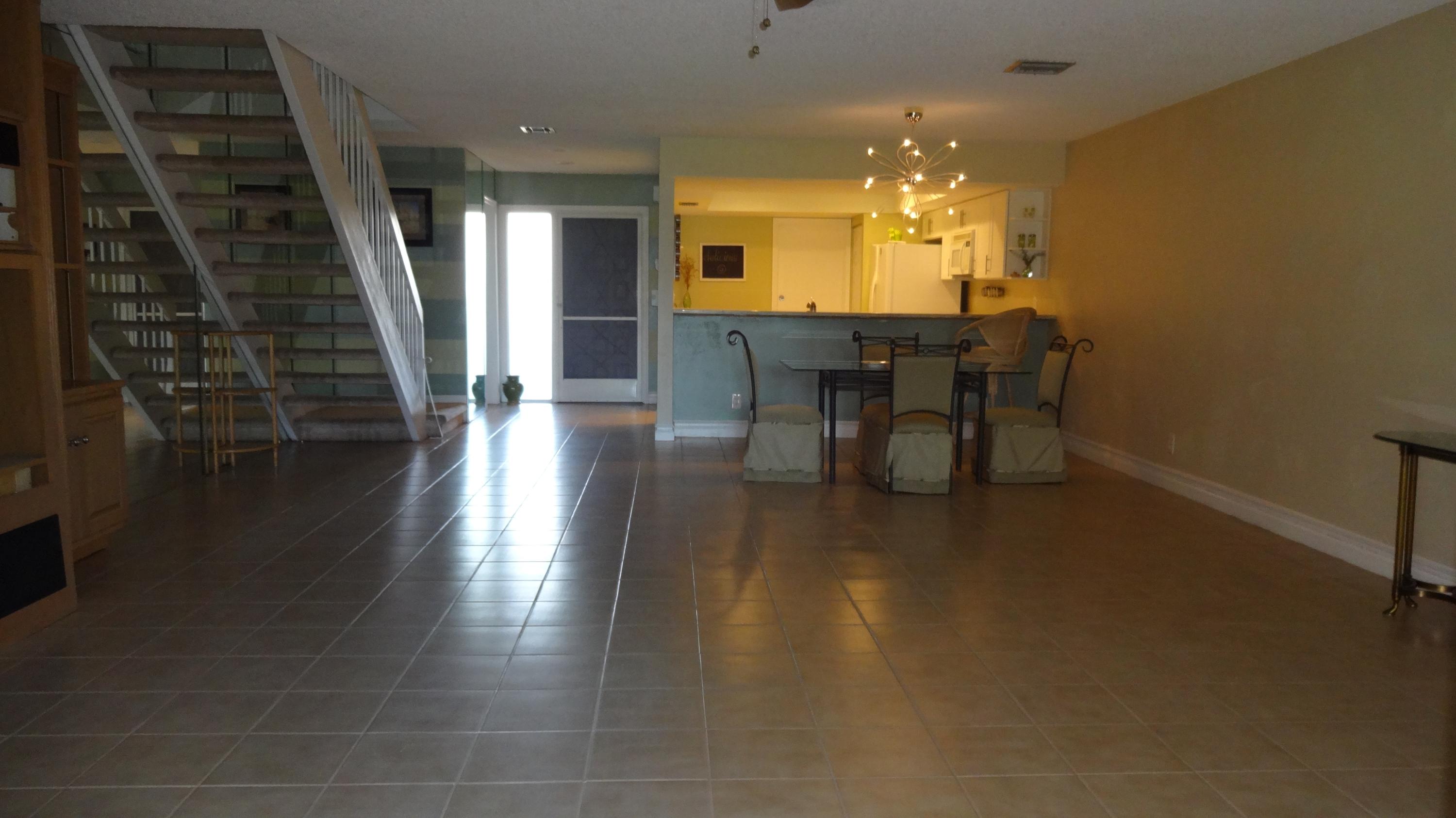 454 Ashwood Place Boca Raton, FL 33431 - Photo 6 of 26 open concept living
