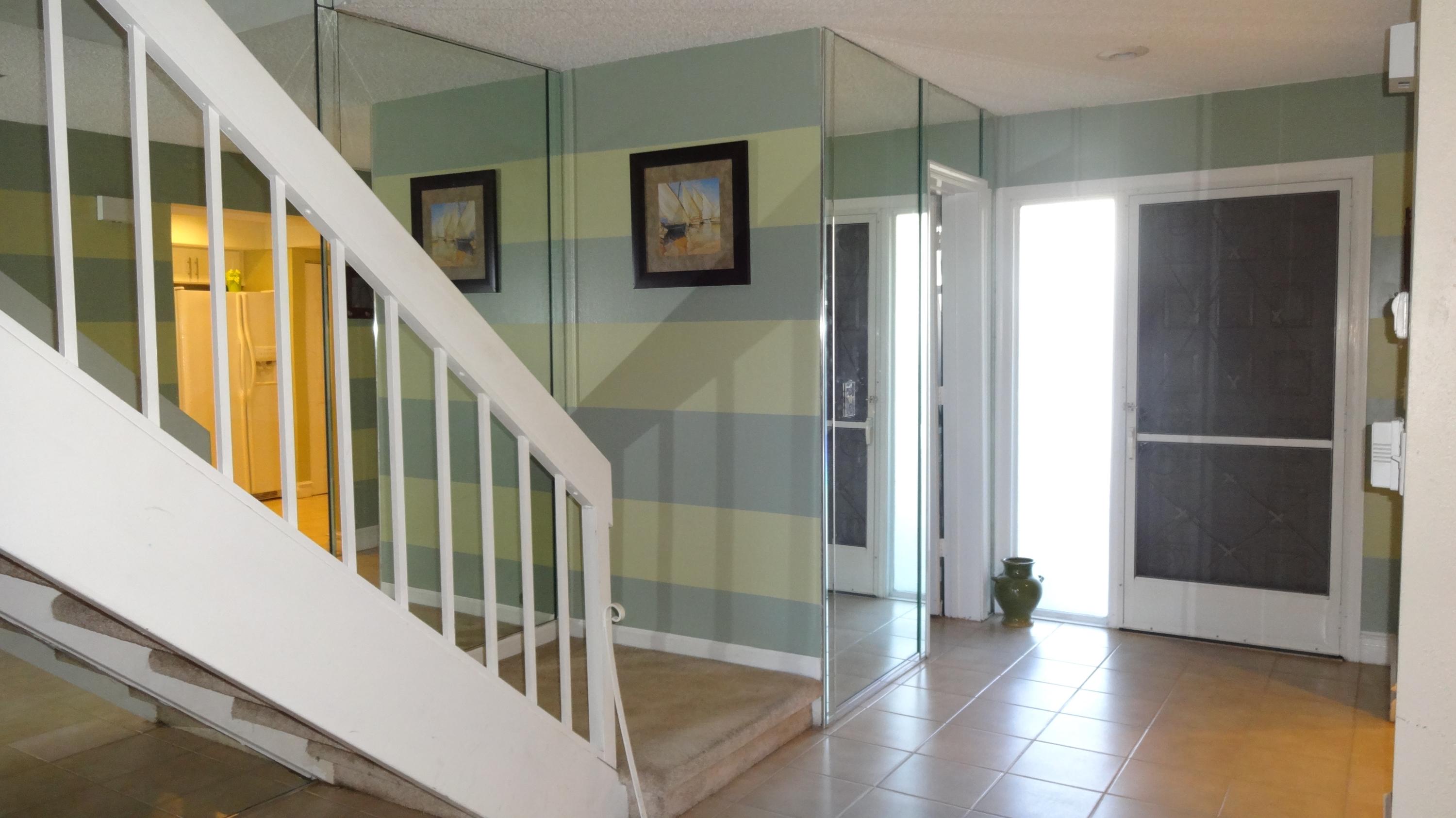 454 Ashwood Place Boca Raton, FL 33431 - Photo 9 of 26 foyer