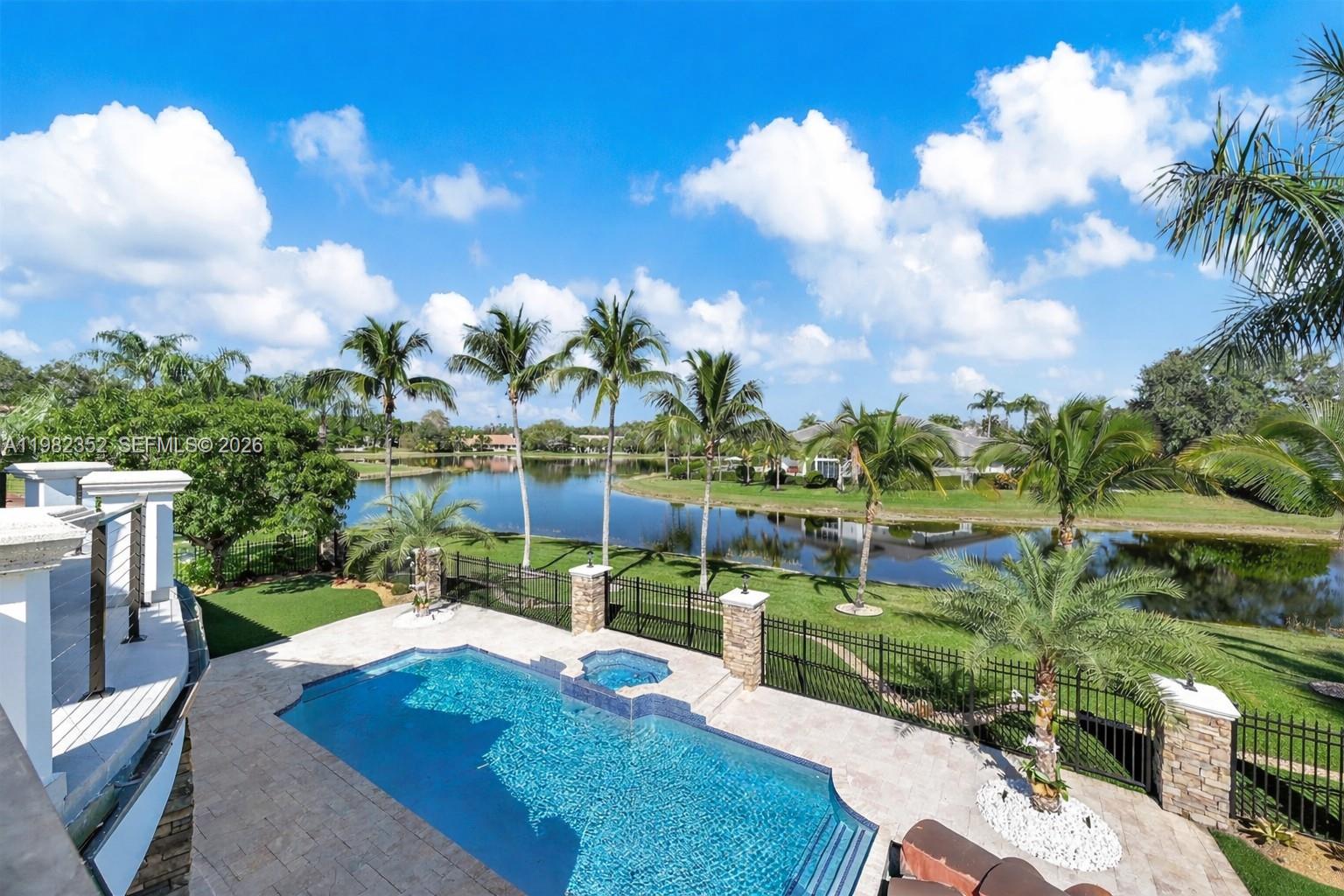 2905 Paddock Road Weston, FL 33331 - Photo 2 of 38