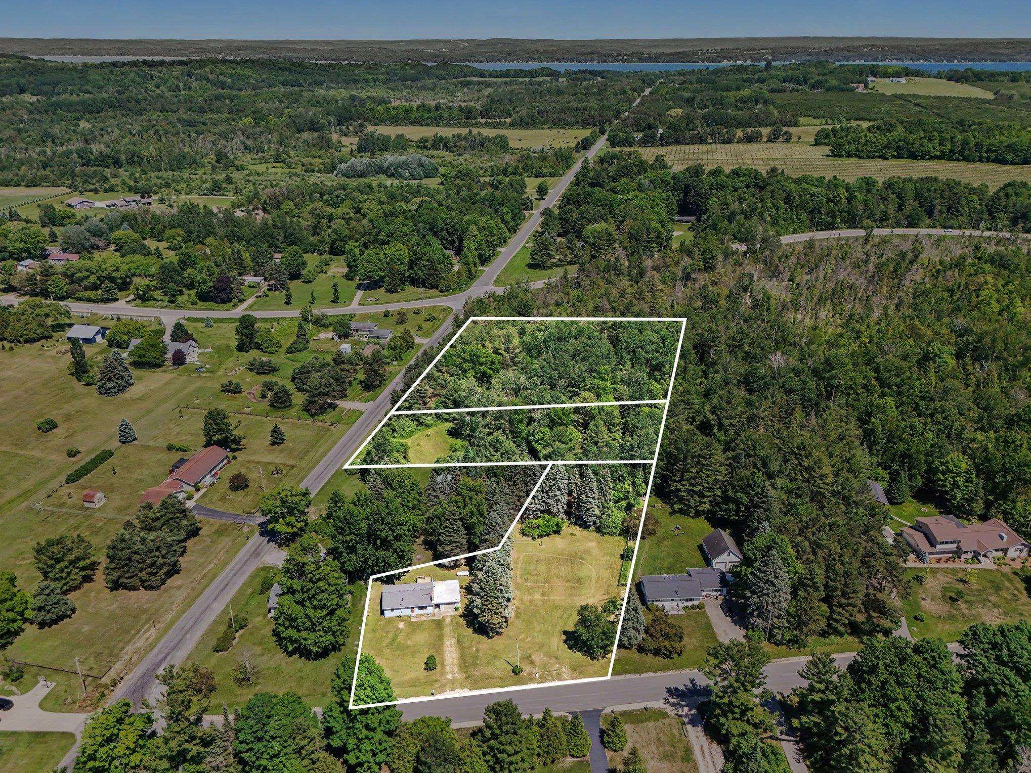 8439 Ridge Road Rapid City, MI 49676 - Photo 24 of 26 1947179-a25af03b-6597-4a08-a7fc-f2c5c56128f3.JPG