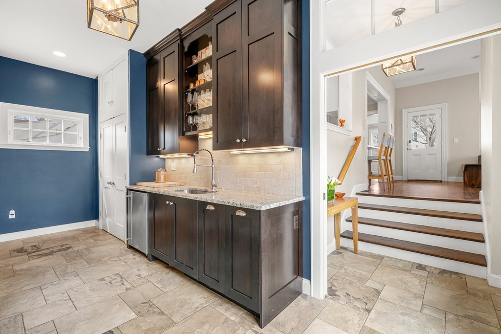 19 Elmwood Road Wellesley, MA 02481 - Photo 23 of 41 a bathroom with a sink and a mirror