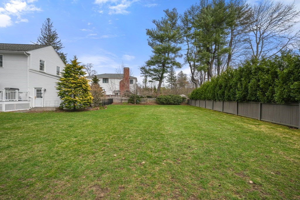 19 Elmwood Road Wellesley, MA 02481 - Photo 38 of 41 a view of a backyard