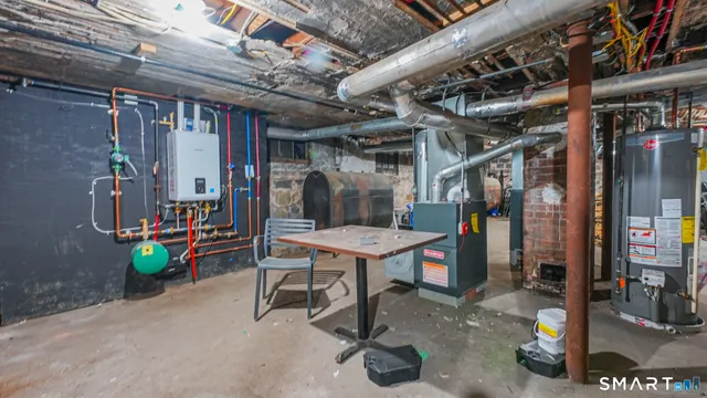 $619,990 | 431 Dixwell Avenue, New Haven, CT 06511