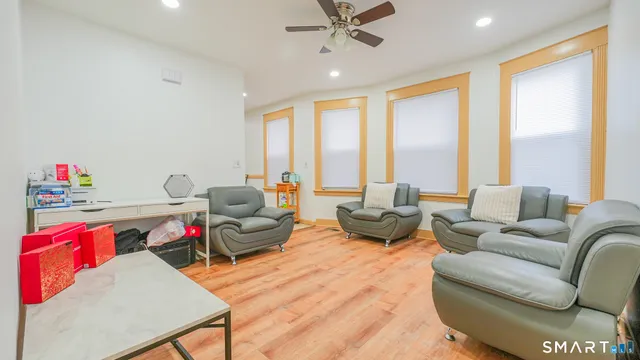 $619,990 | 431 Dixwell Avenue, New Haven, CT 06511