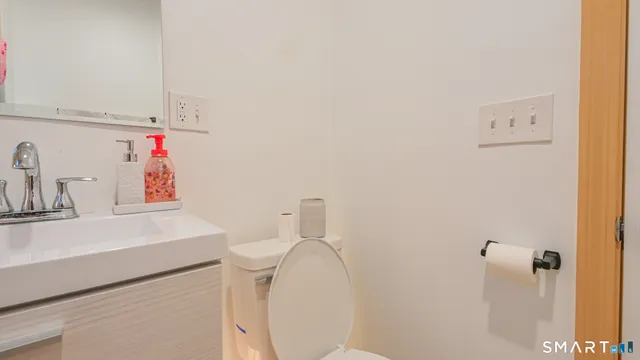 $619,990 | 431 Dixwell Avenue, New Haven, CT 06511