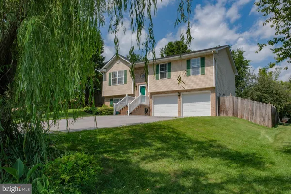 $425,000 | 1180 River Bend Court, Front Royal, VA 22630