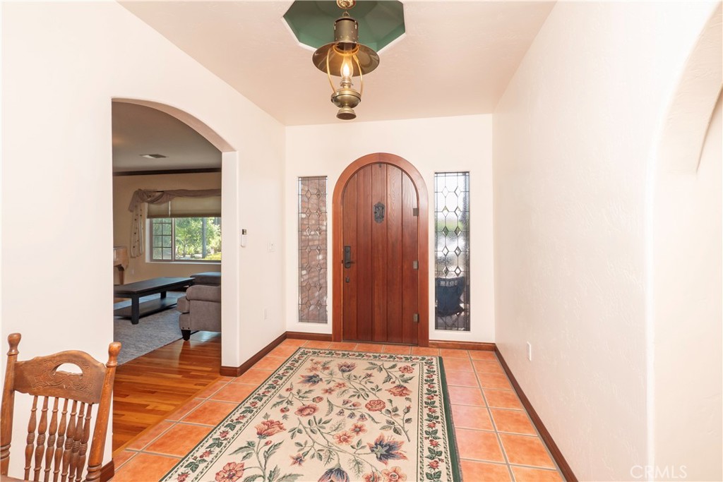 2083 Grace Street Riverside, CA 92504 - Photo 11 of 70