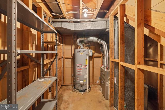 $1,300,000 | 4008 North Stuart Street, Arlington, VA 22207