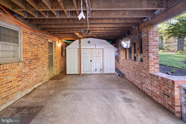 $1,300,000 | 4008 North Stuart Street, Arlington, VA 22207