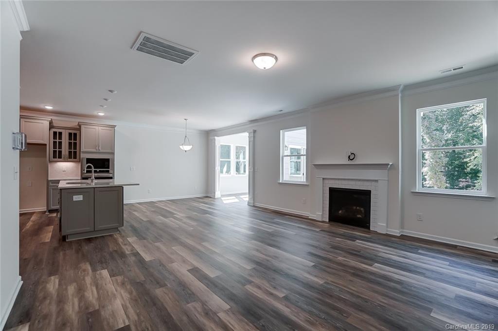 5111 Devonshire Road Denver, NC 28037 - Photo 7 of 33 Gallery Image 7