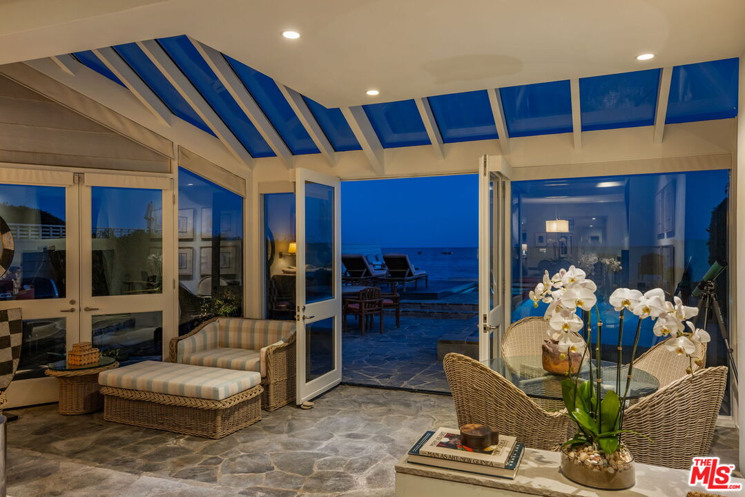 23758 Malibu Road Malibu, CA 90265 - Photo 5 of 36