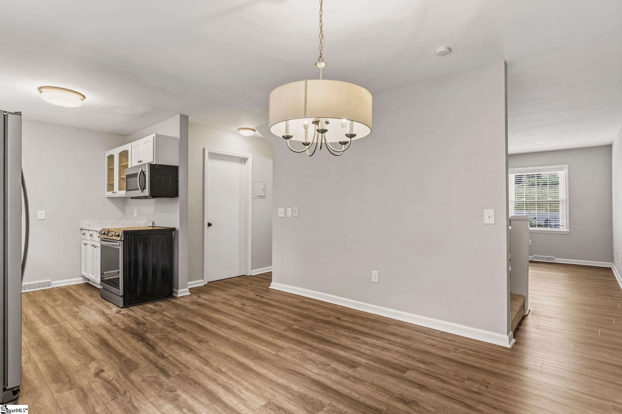 815 Edwards Road, Unit 10 Greenville, SC 29615 - Photo 8 of 25 Gallery Image 8