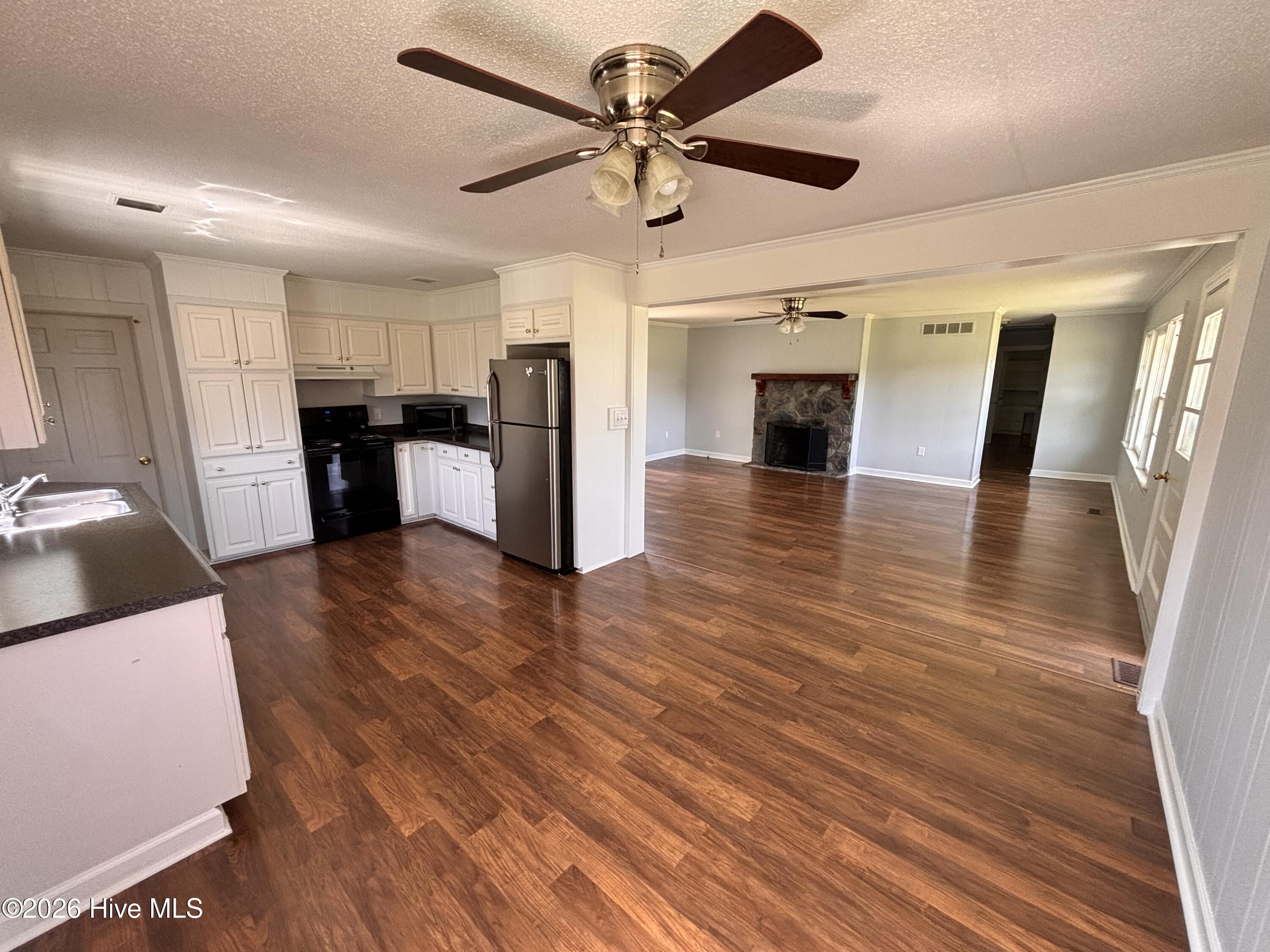 735 Faison Highway Clinton, NC 28328 - Photo 10 of 24