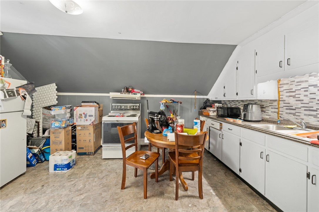 268 Cottage Street Woonsocket, RI 02895 - Photo 10 of 11