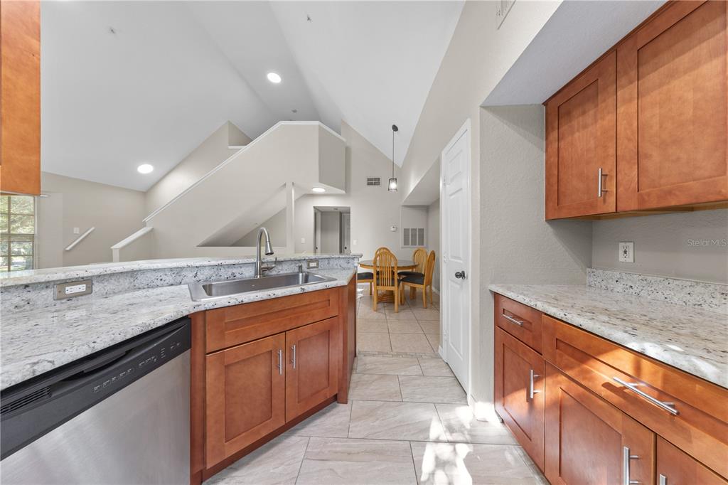 6340 Raleigh Street, Unit 1011 Orlando, FL 32835 - Photo 19 of 45