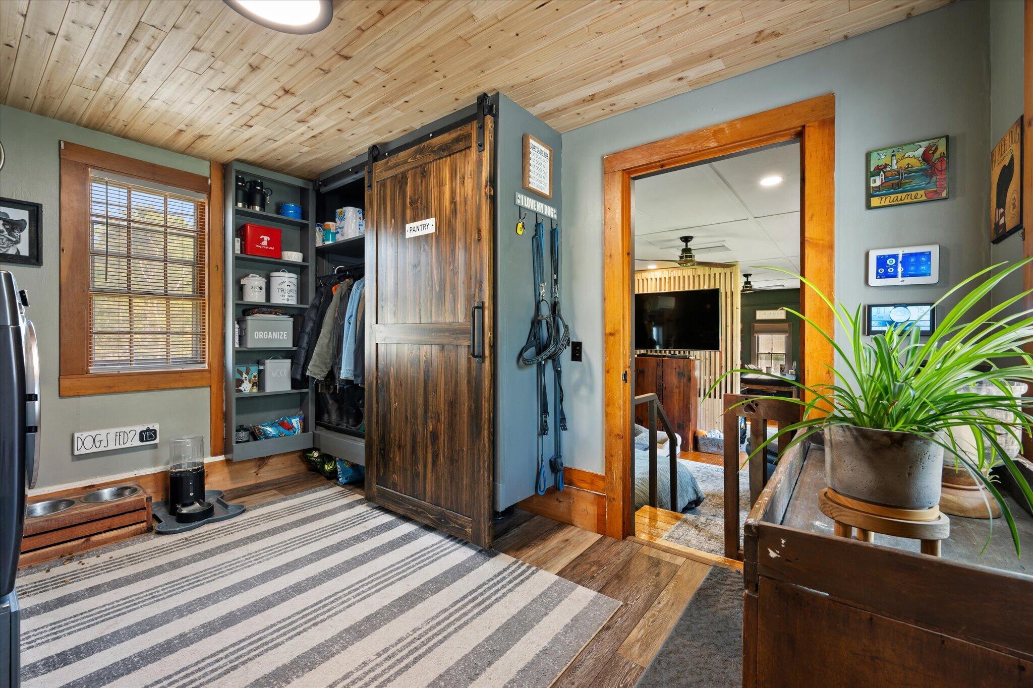 2103 Highway 1 Sullivan, ME 04664 - Photo 7 of 49 Entry, Laundry