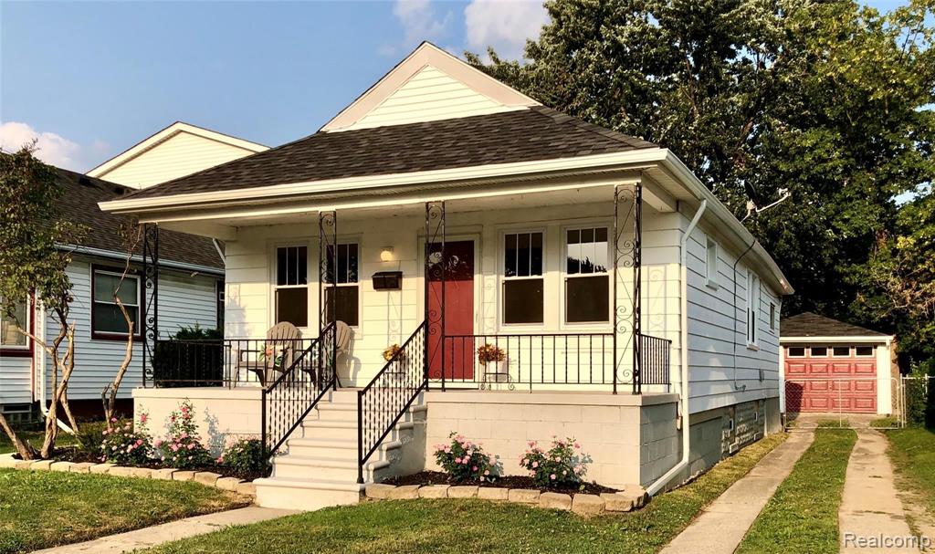 21842 Nevada Avenue Eastpointe, MI 48021 - Photo 2 of 20