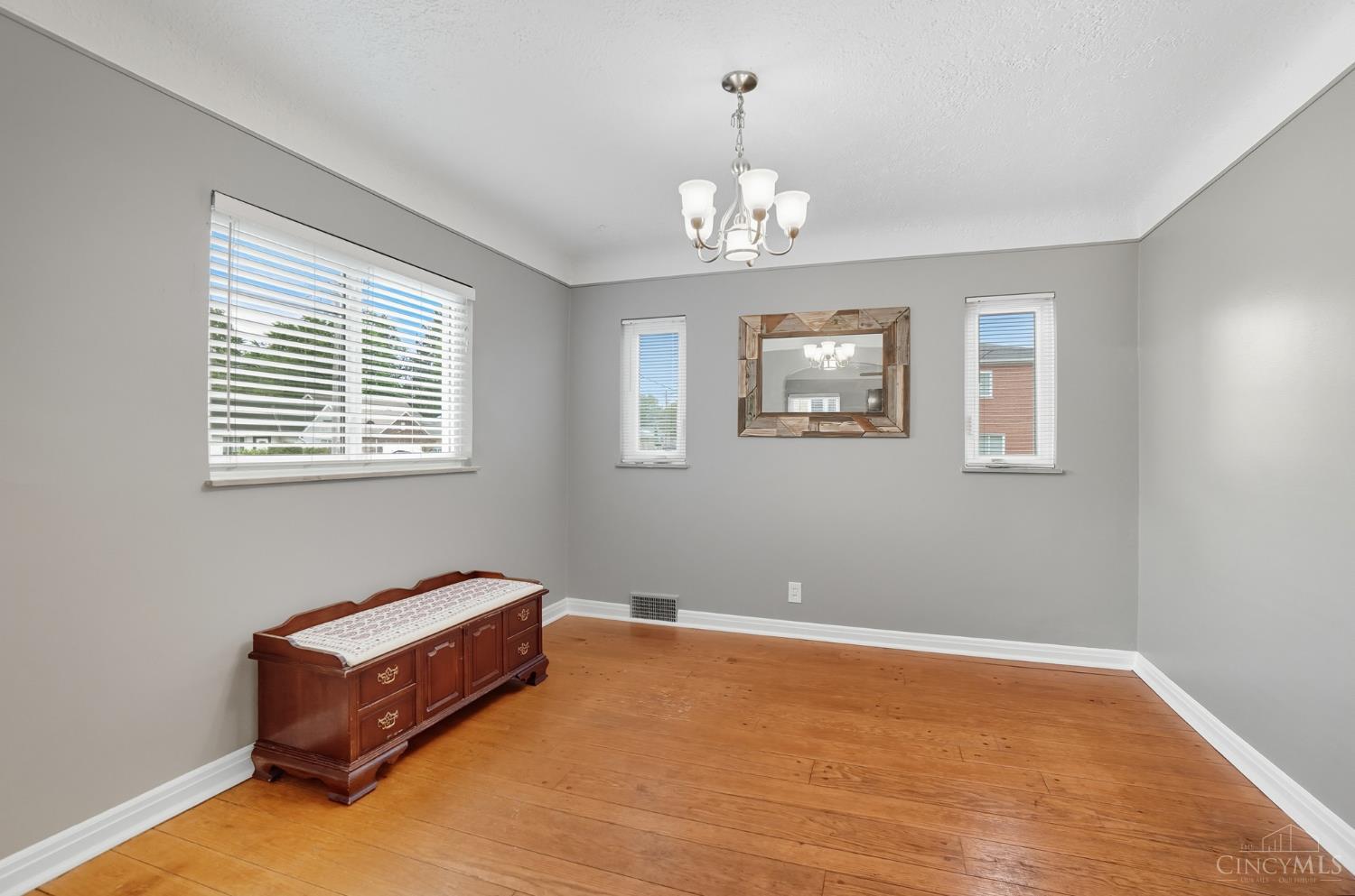 5318 Sidney Road Cincinnati, OH 45238 - Photo 14 of 55 Gallery Image 14