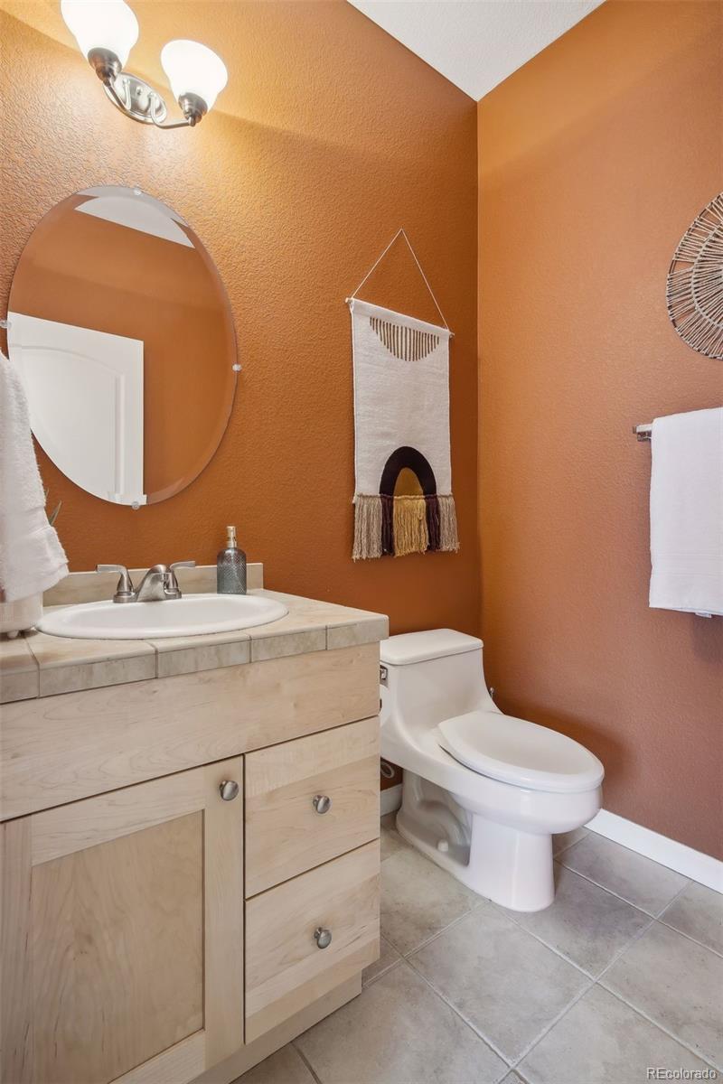 8566 Gold Peak Drive, Unit B Highlands Ranch, CO 80130 - Photo 17 of 40