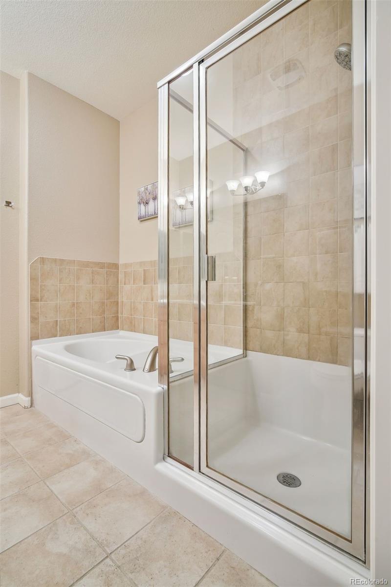 8566 Gold Peak Drive, Unit B Highlands Ranch, CO 80130 - Photo 21 of 40