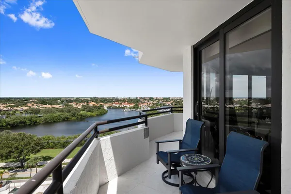 $947,500 | 3322 Casseekey Island Road, Unit 901, Jupiter, FL 33477