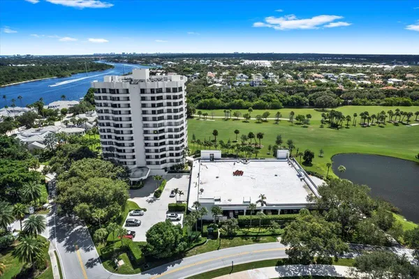 $947,500 | 3322 Casseekey Island Road, Unit 901, Jupiter, FL 33477