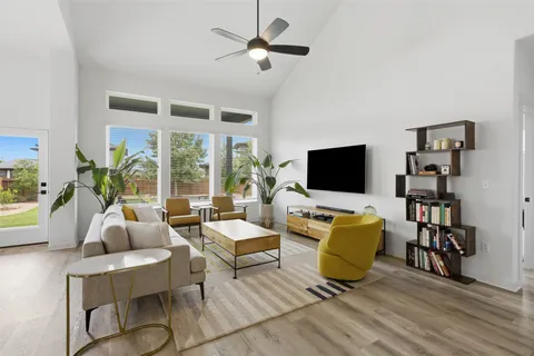 $559,000 | 9001 Spire View, Austin, TX 78744