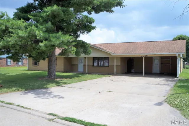 $135,000 | 2201 Chris Avenue, Kennett, MO 63857