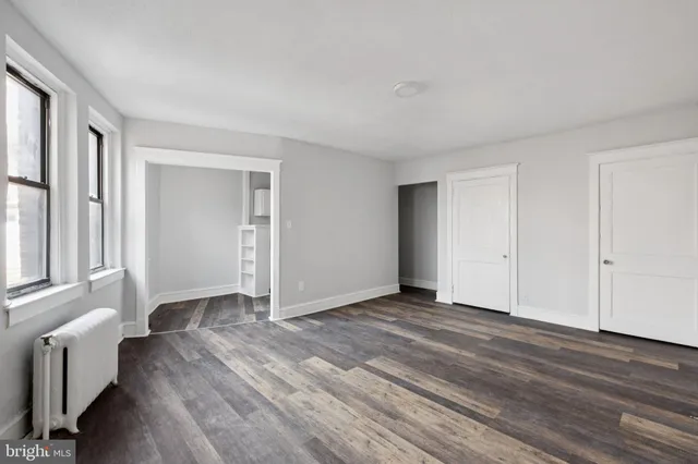 $949 | 7250 Chestnut Street, Unit D 402, Upper Darby, PA 19082