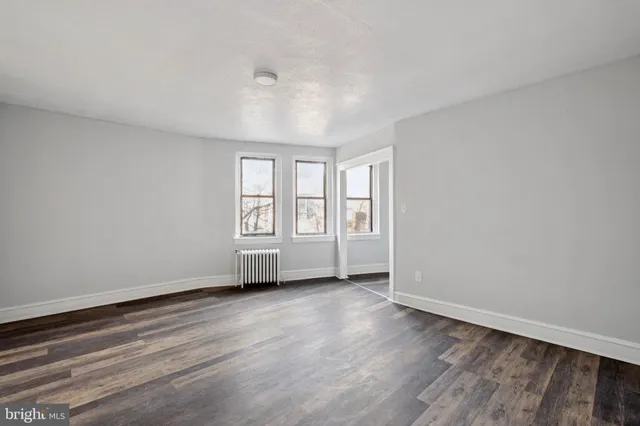 $949 | 7250 Chestnut Street, Unit D 402, Upper Darby, PA 19082