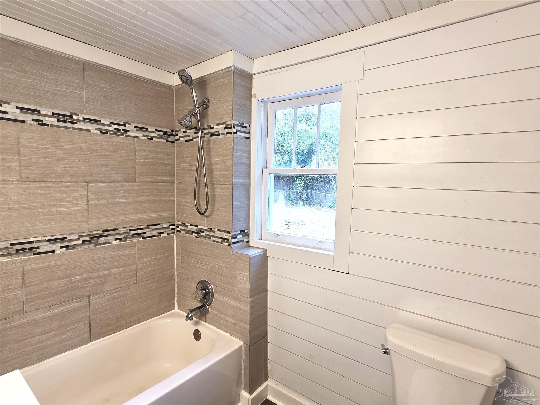 7962 Graves Road Pensacola, FL 32514 - Photo 23 of 35 Vanity & "Flashy" Tile Inserts