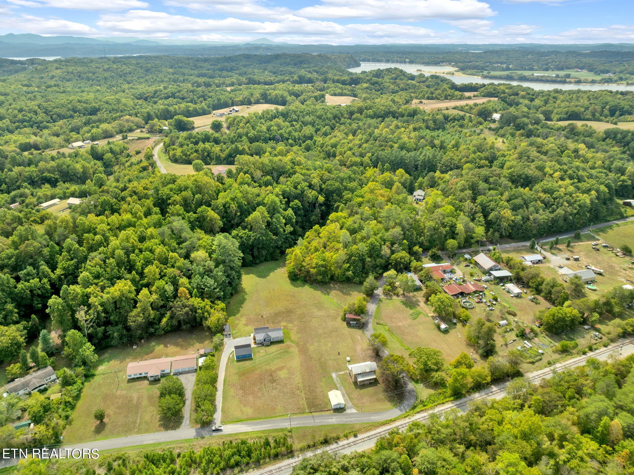 1455 Hill Road Newport, TN 37821 - Photo 32 of 43
