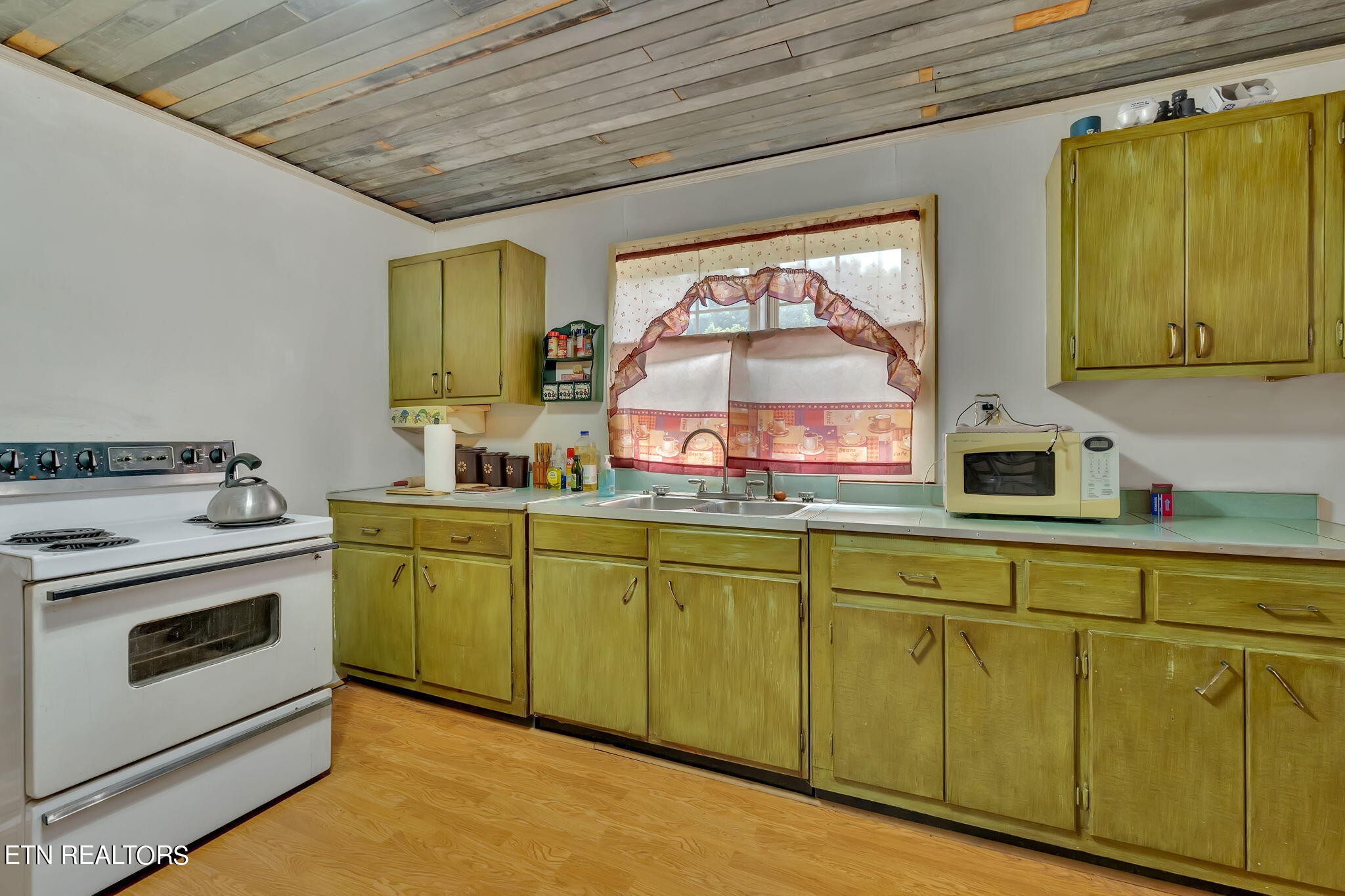 1455 Hill Road Newport, TN 37821 - Photo 7 of 43