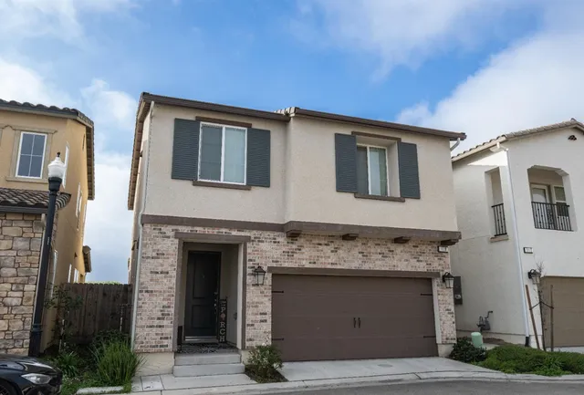 $420,000 | 118 Mission Drive, Madera, CA 93636