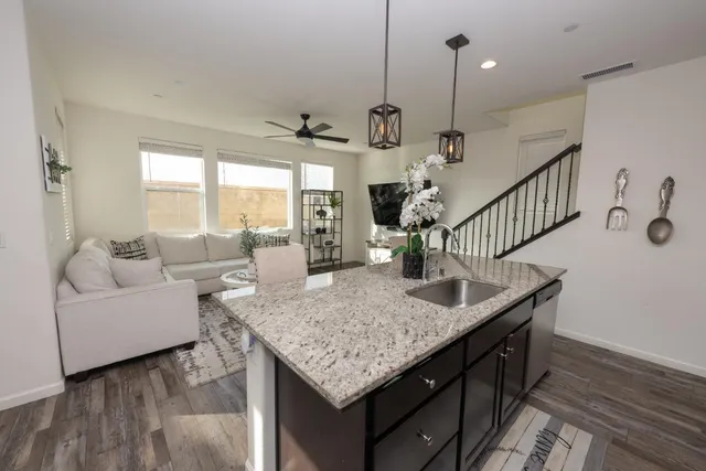 $420,000 | 118 Mission Drive, Madera, CA 93636