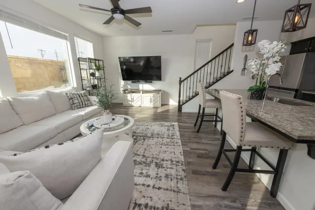 $420,000 | 118 Mission Drive, Madera, CA 93636