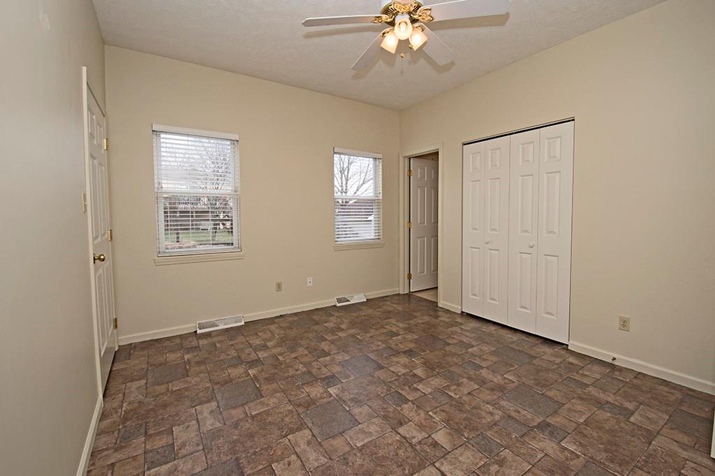 313 Quail Ridge Court Gibsonia, PA 15044 - Photo 10 of 15 Master Bedroom with a Walk in Closet- AND a 2nd closet, PLUS an On Suite Full Bath!