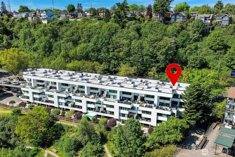 $1,595,000 | 2400 Aurora Avenue North, Unit 210, Seattle, WA 98109