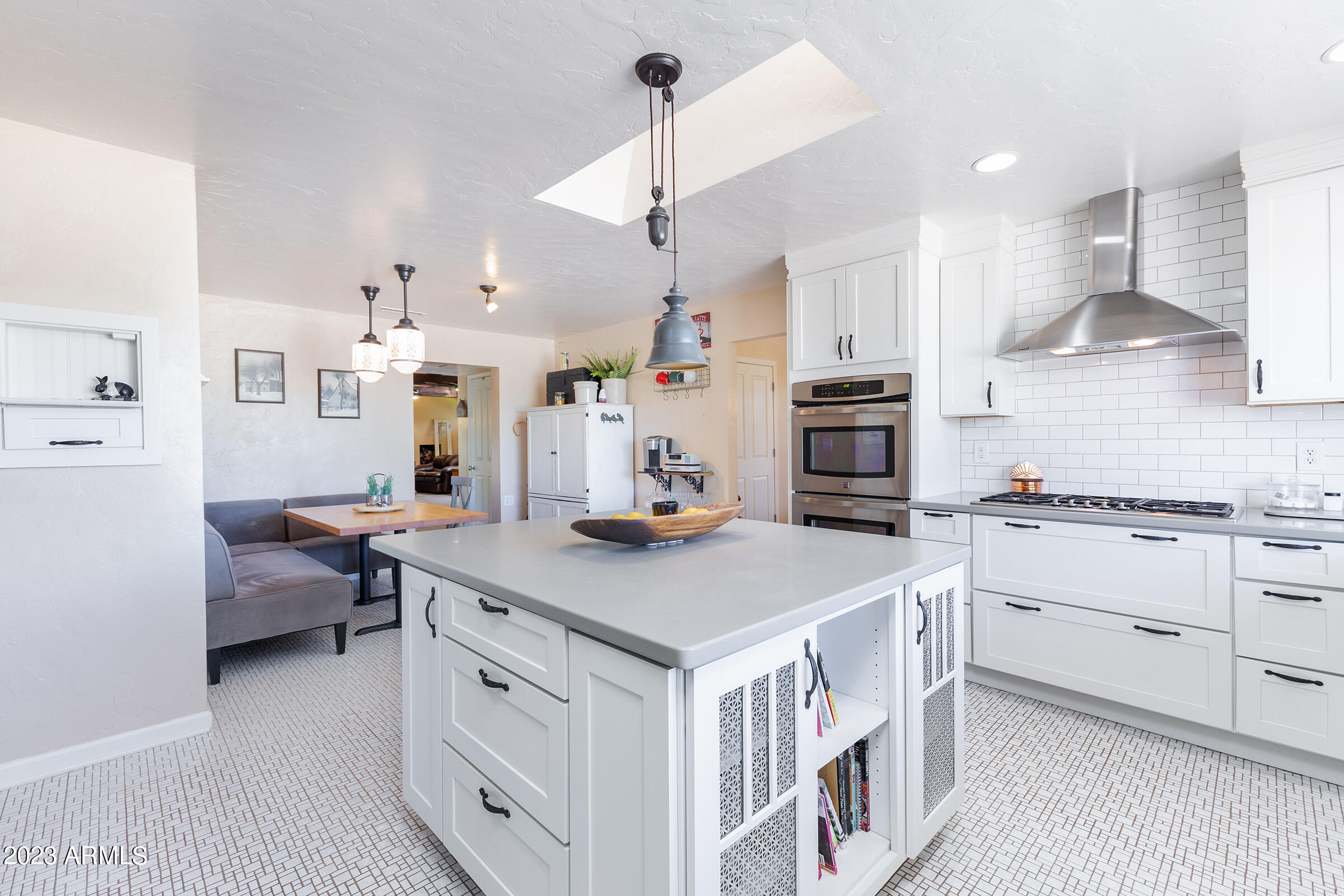 805 West Little Ranch Road Paulden, AZ 86334 - Photo 16 of 122 04.Kitchen_04